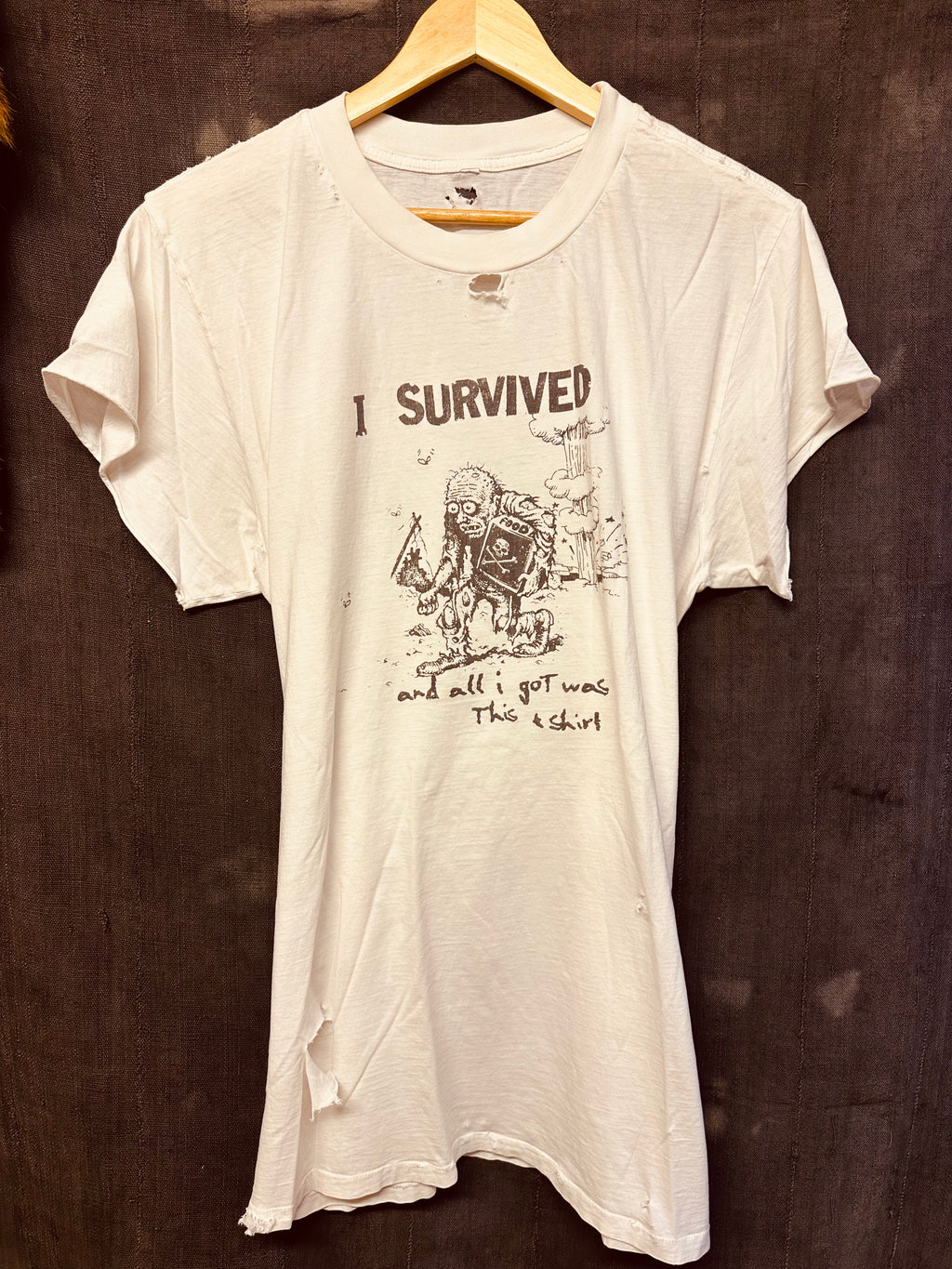 I SURVIVED - DISTRESSED - MENS L