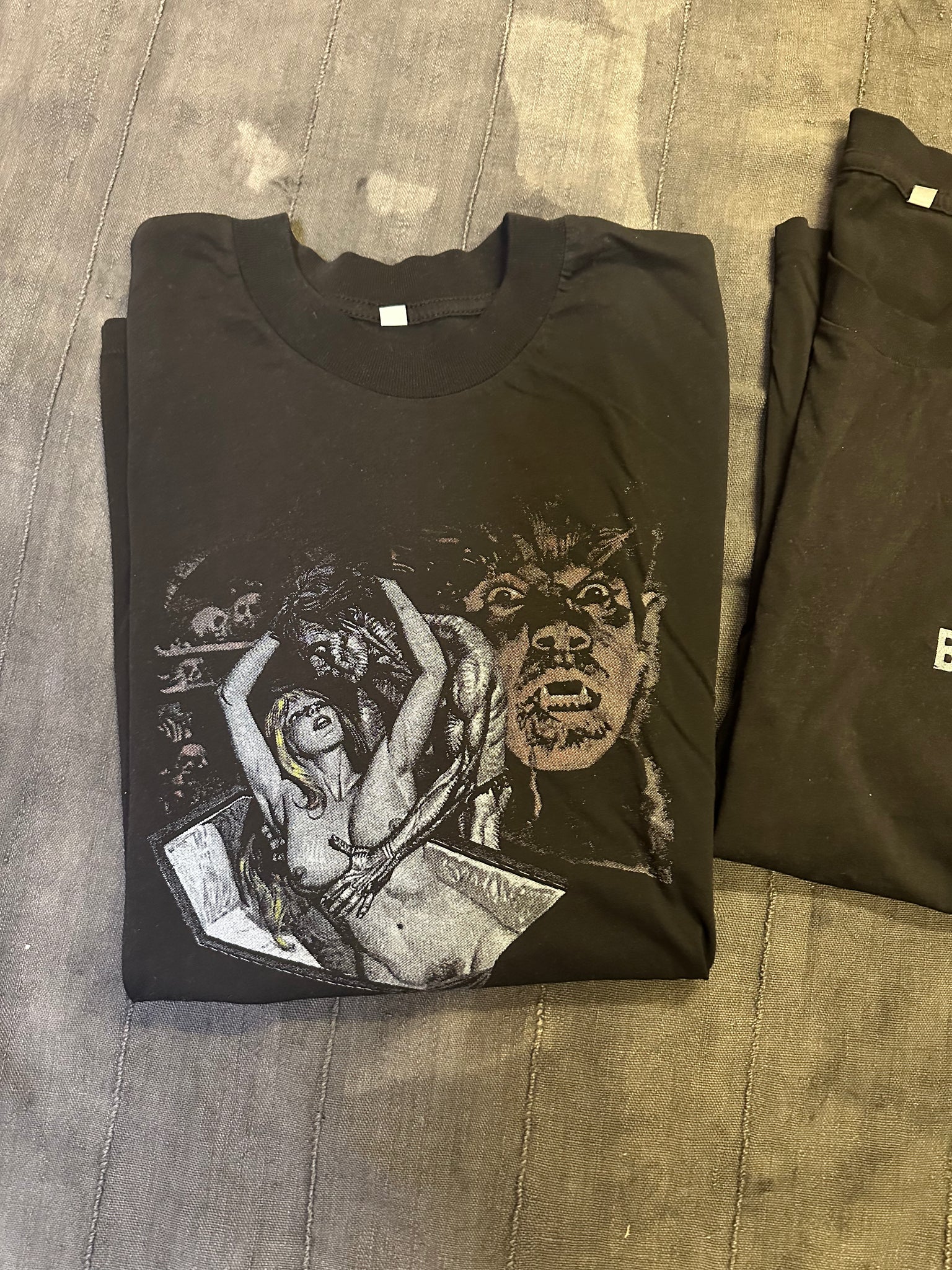 2 TEE DEAL - MENS M