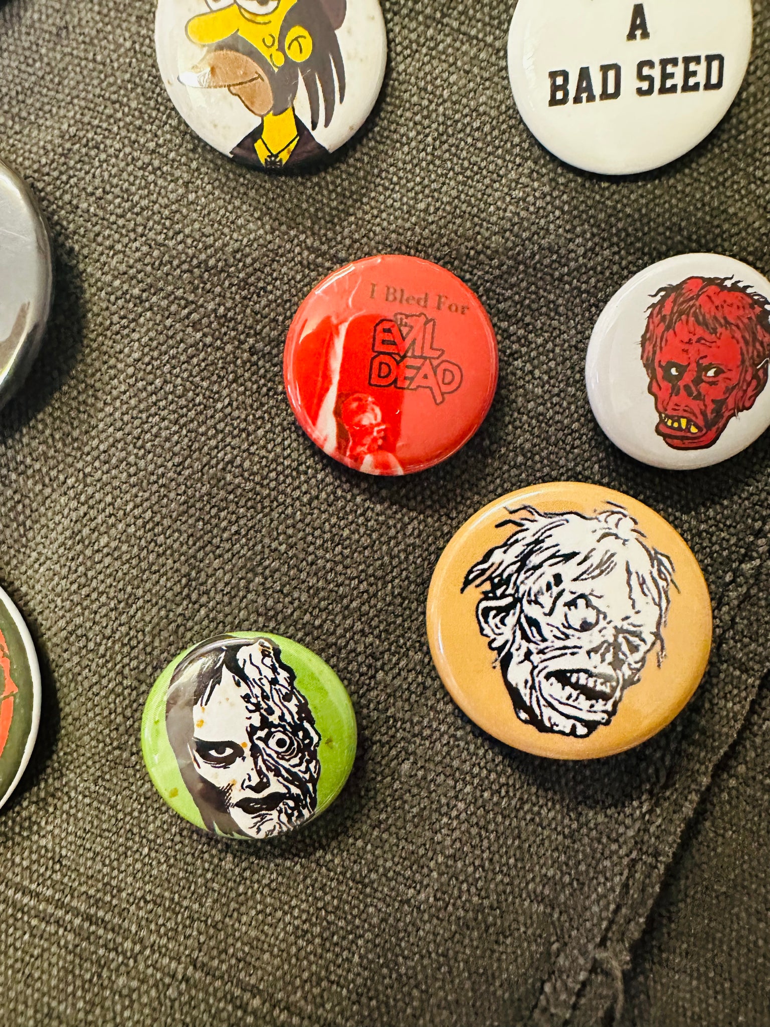 15 BUTTONS