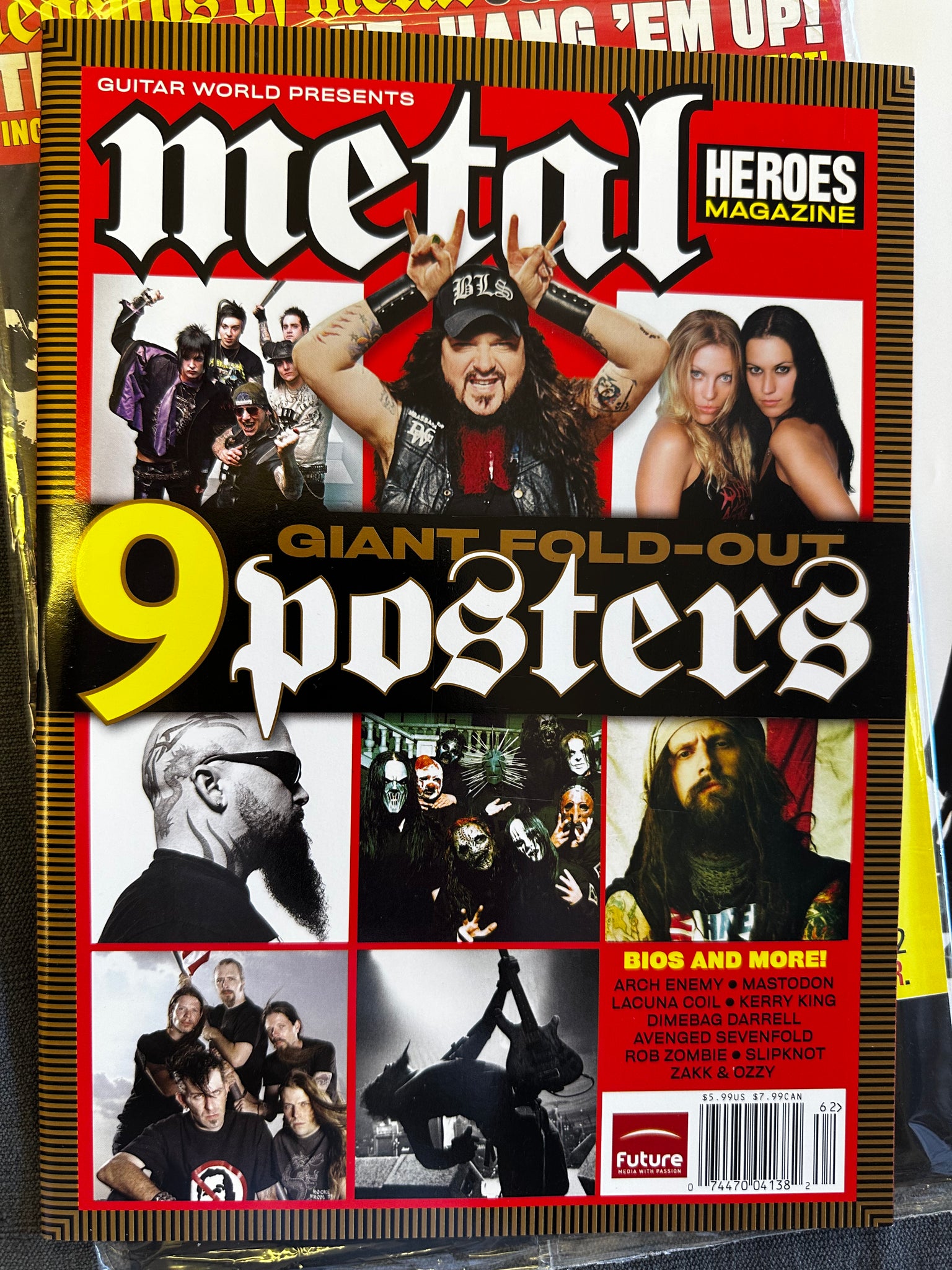19 METAL POSTERS/MAGAZINE