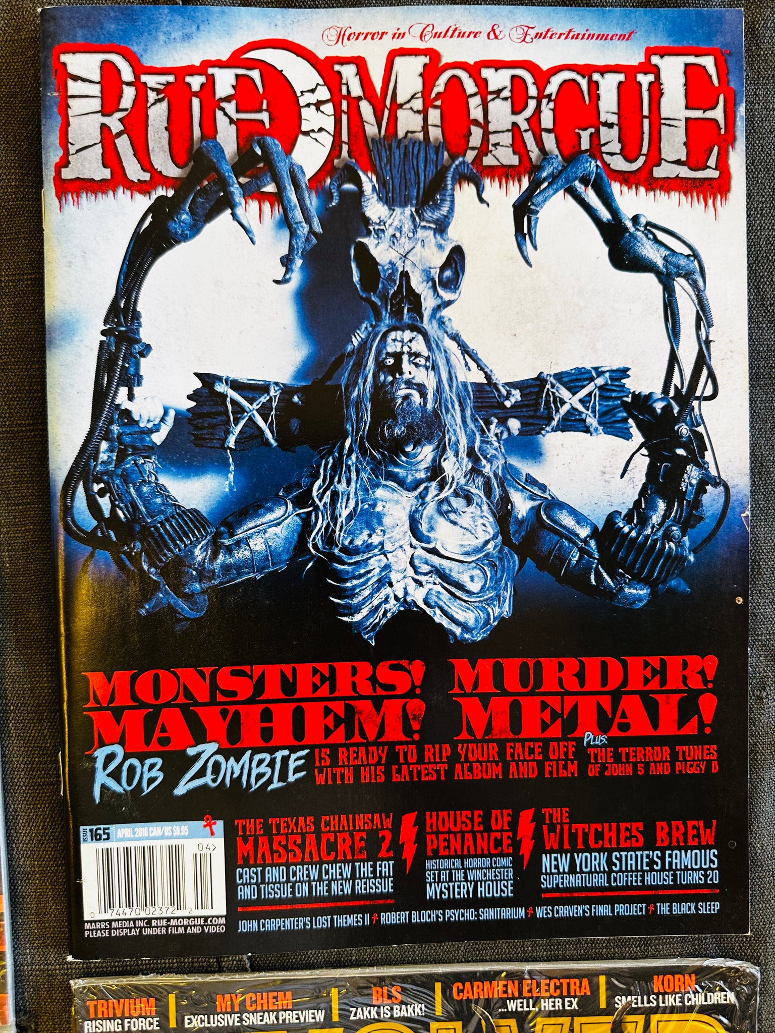 RARE MAGS AUTOGRAPHED