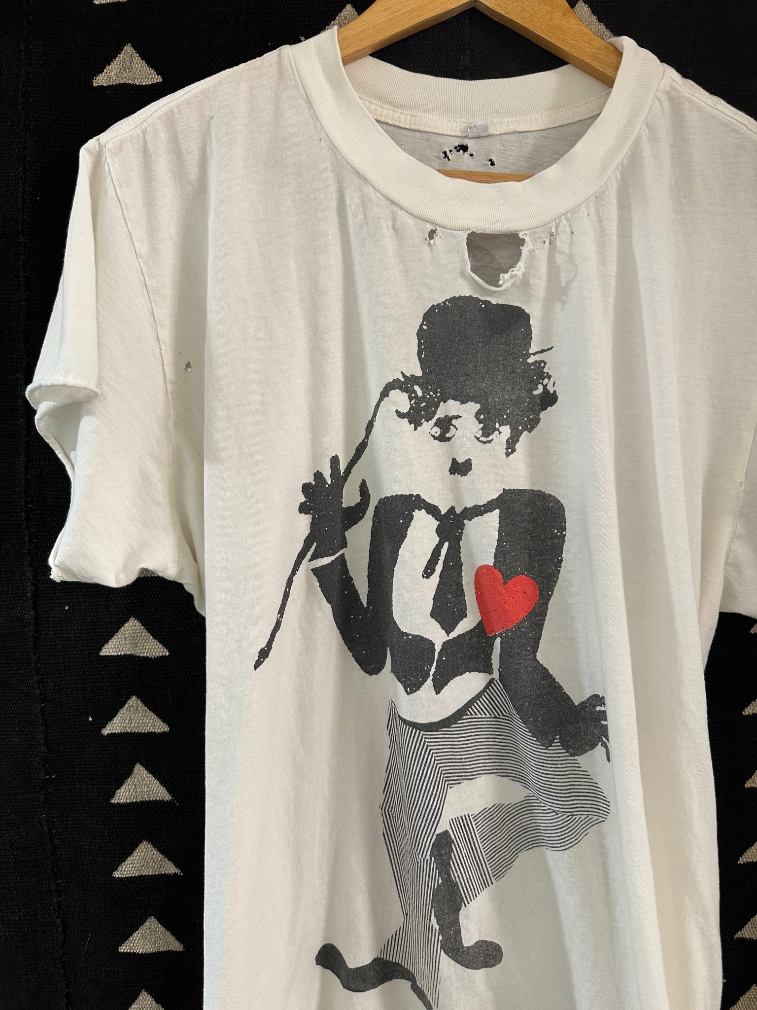 DISTRESSED - CHAPLIN - MENS M/L