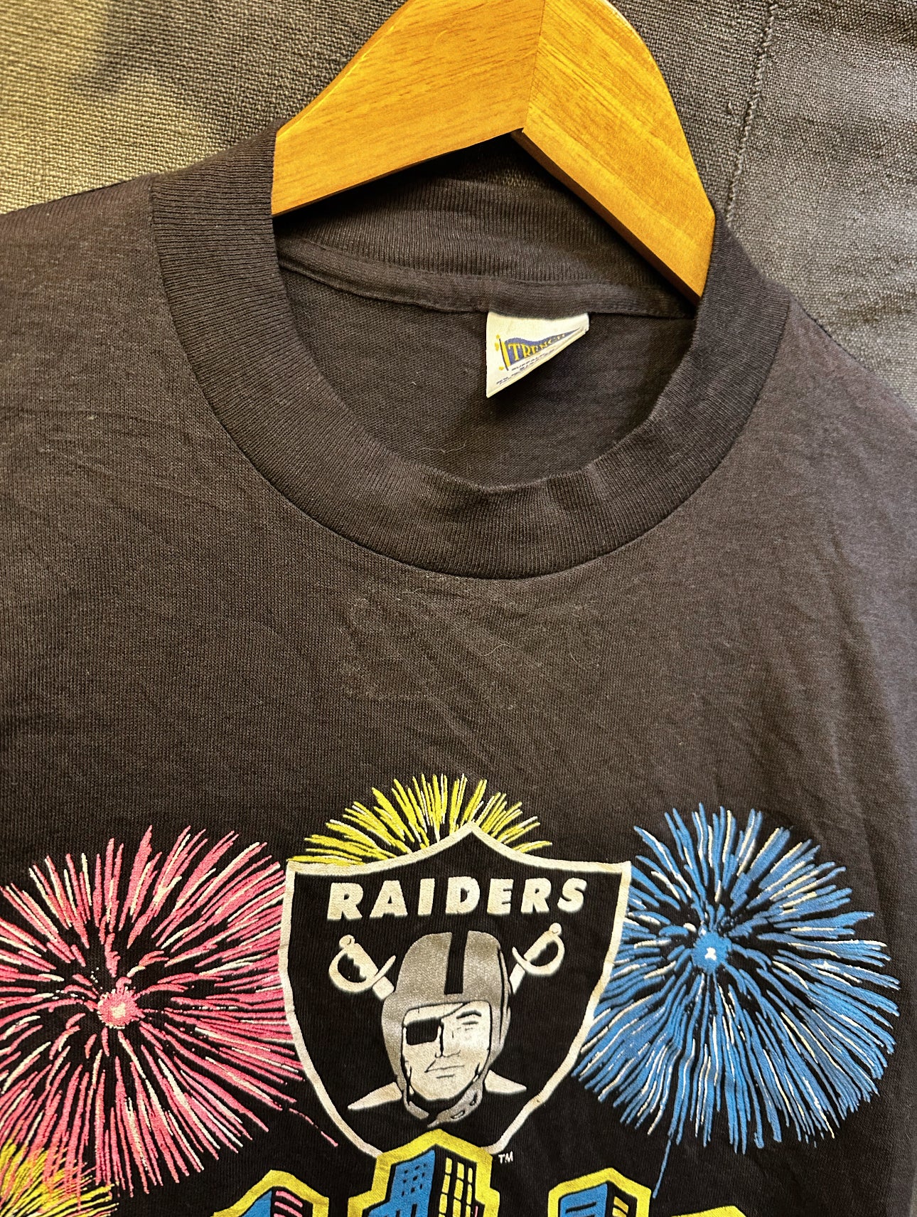VINTAGE - RAIDERS - WOMENS M