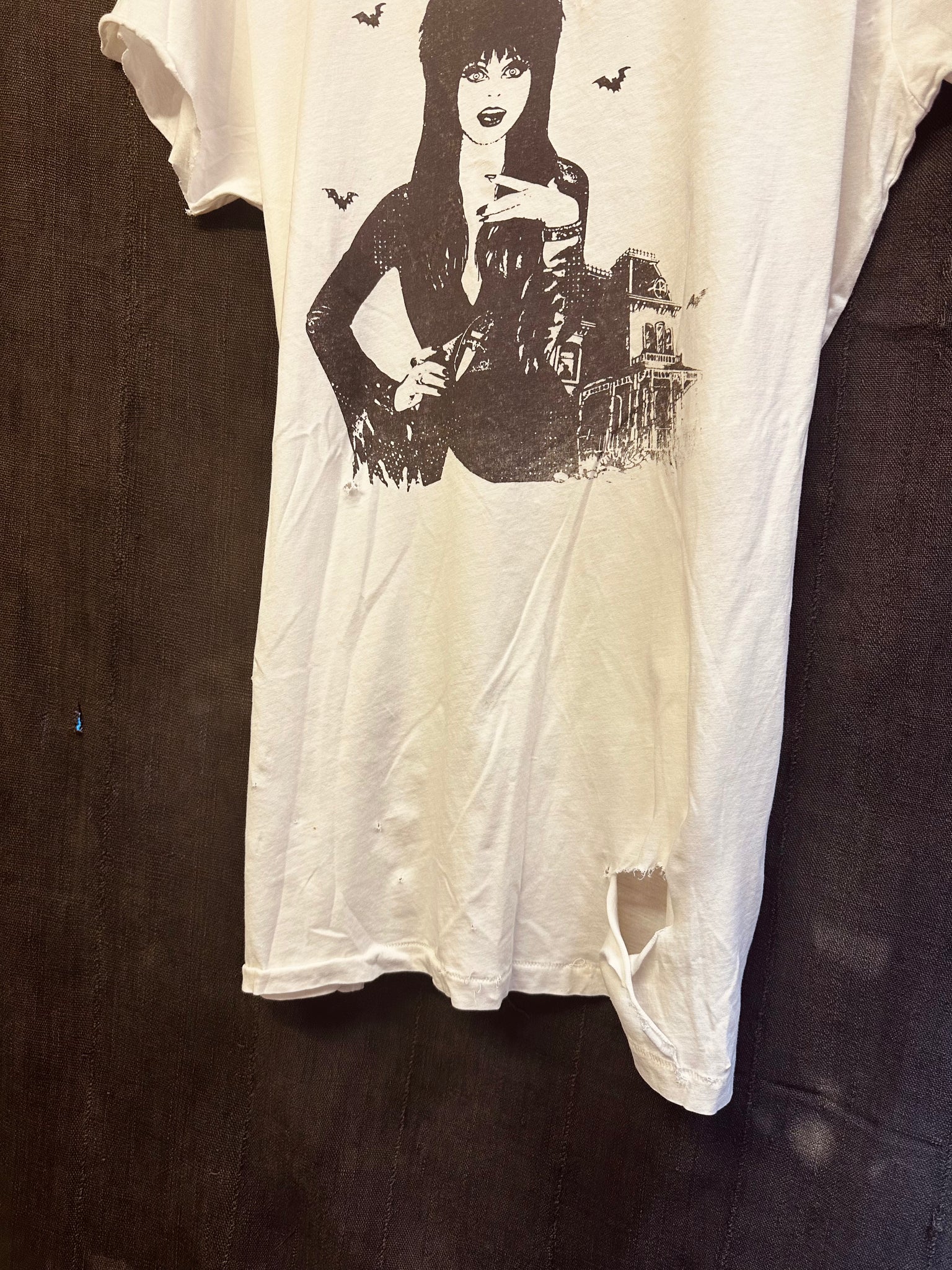 DISTRESSED ELVIRA - MENS S