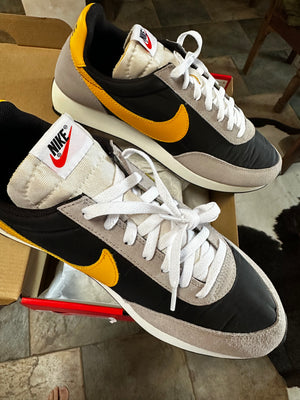 NIKE TAILWIND RARE  - 11.5
