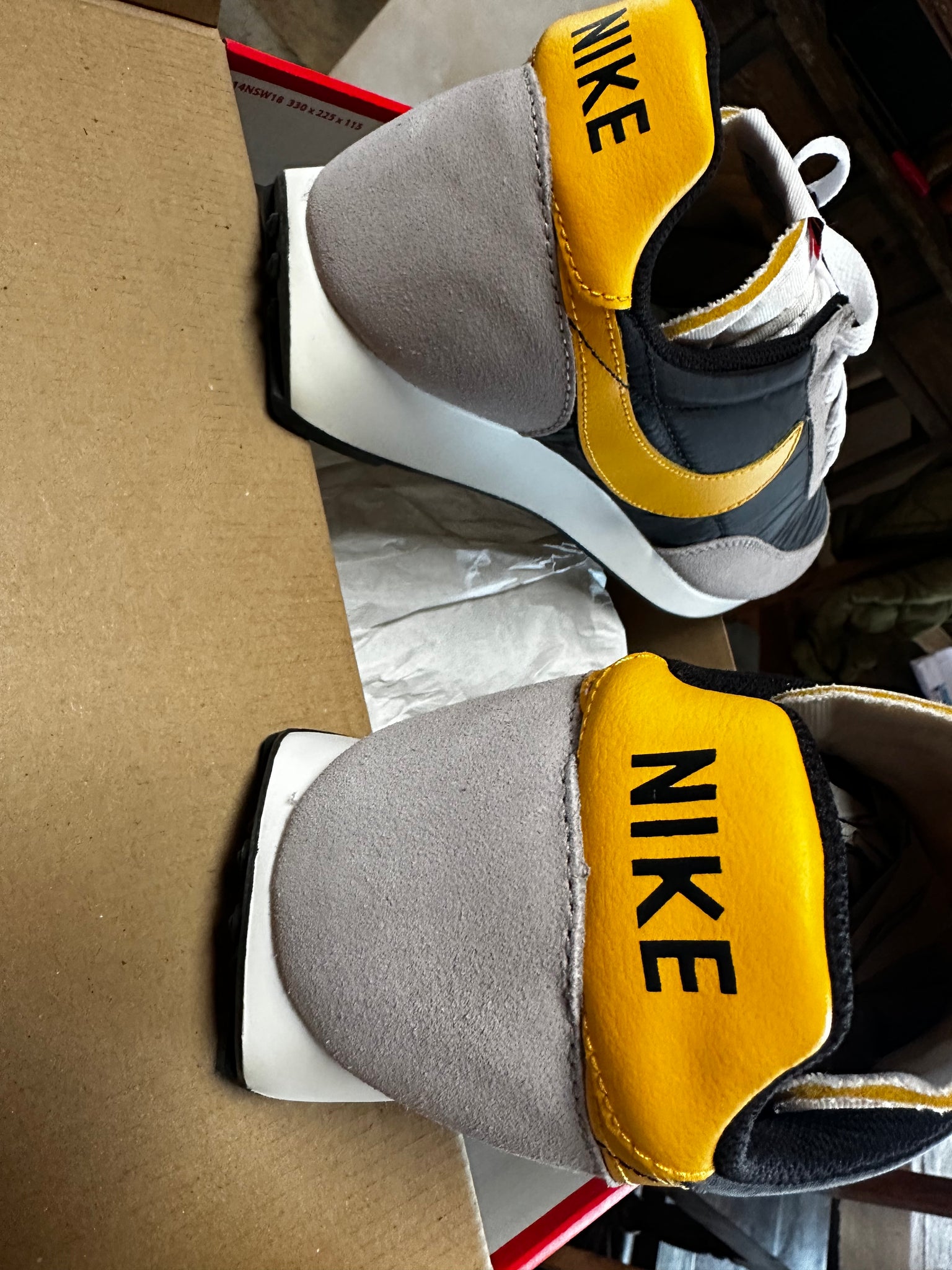 NIKE TAILWIND RARE  - 11.5