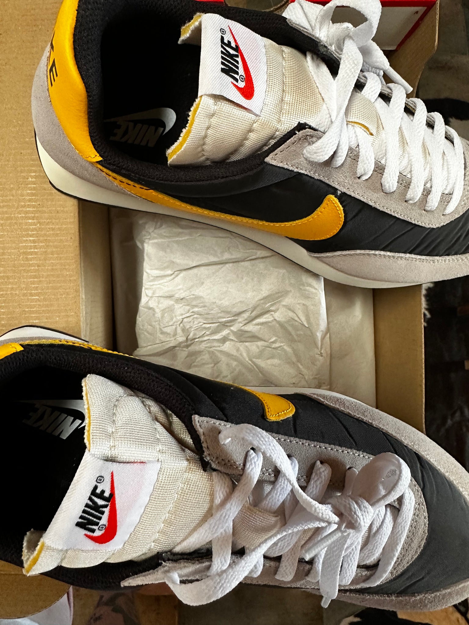 NIKE TAILWIND RARE  - 11.5