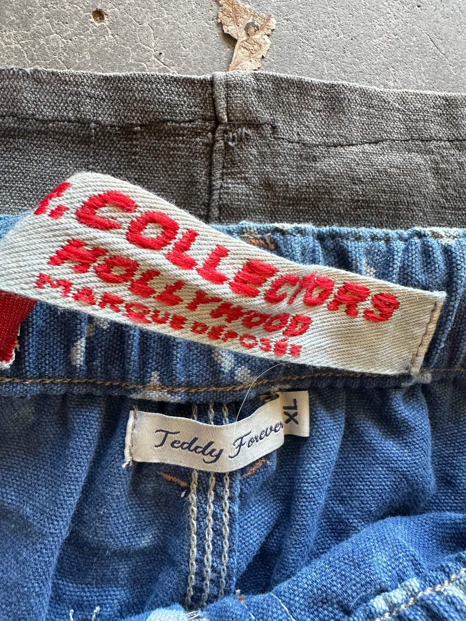 COLLECTORS RARE PANTS - 32-36 WAIST