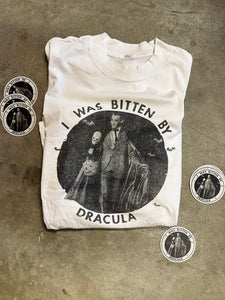 PEE WEE DRACULA + STICKER