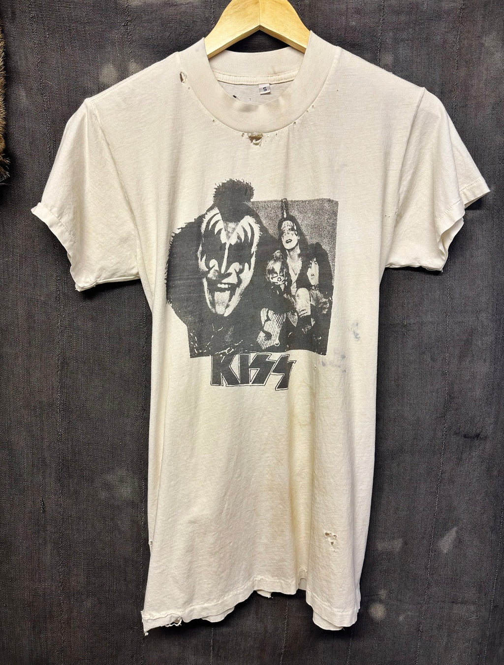 DISTRESSED BEATEN - KISS - MENS S