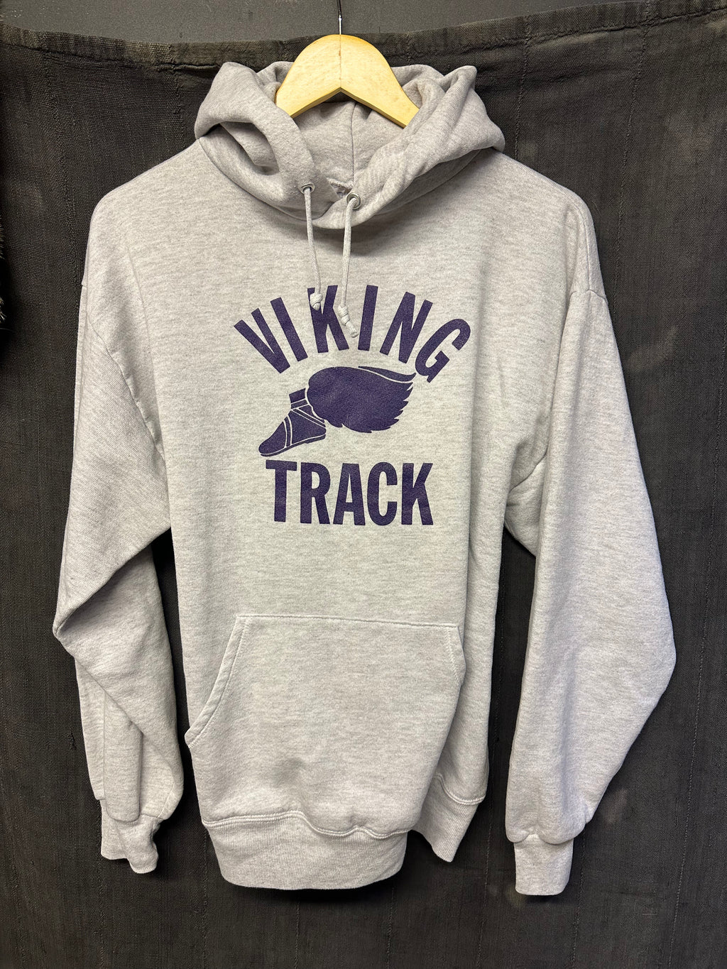 VINTAGE - VIKING HOODIE - MENS M