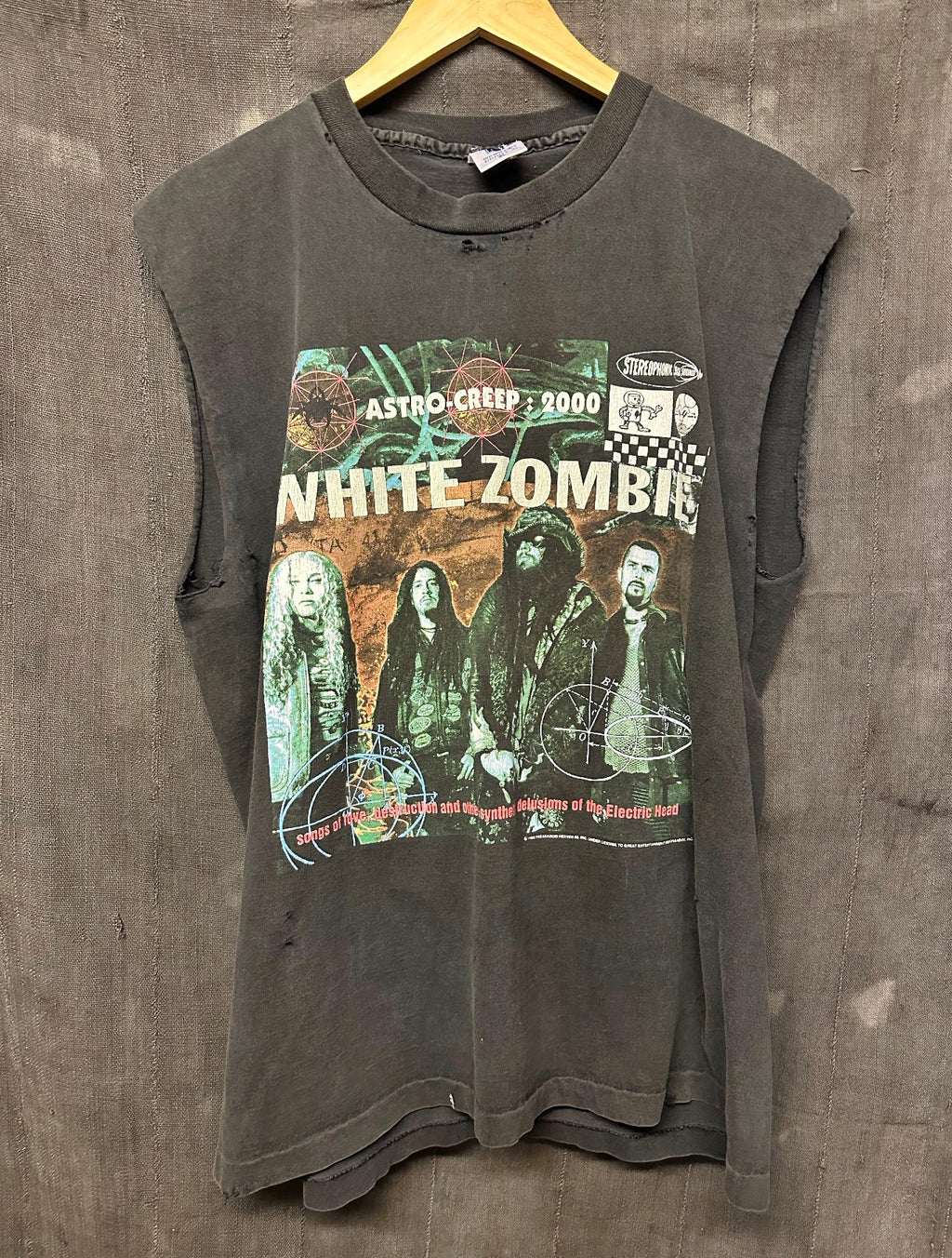 VINTAGE WHITE ZOMBIE - MENS L
