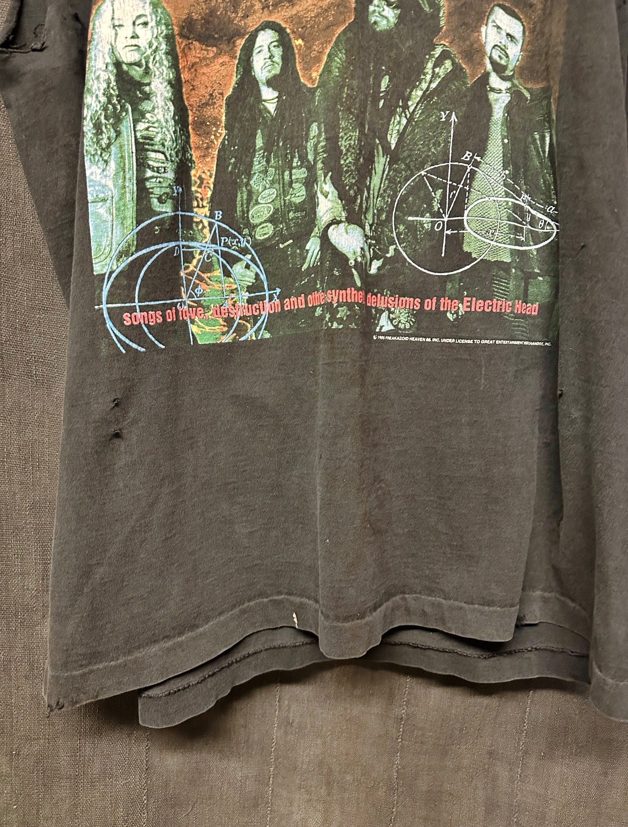 VINTAGE WHITE ZOMBIE - MENS L