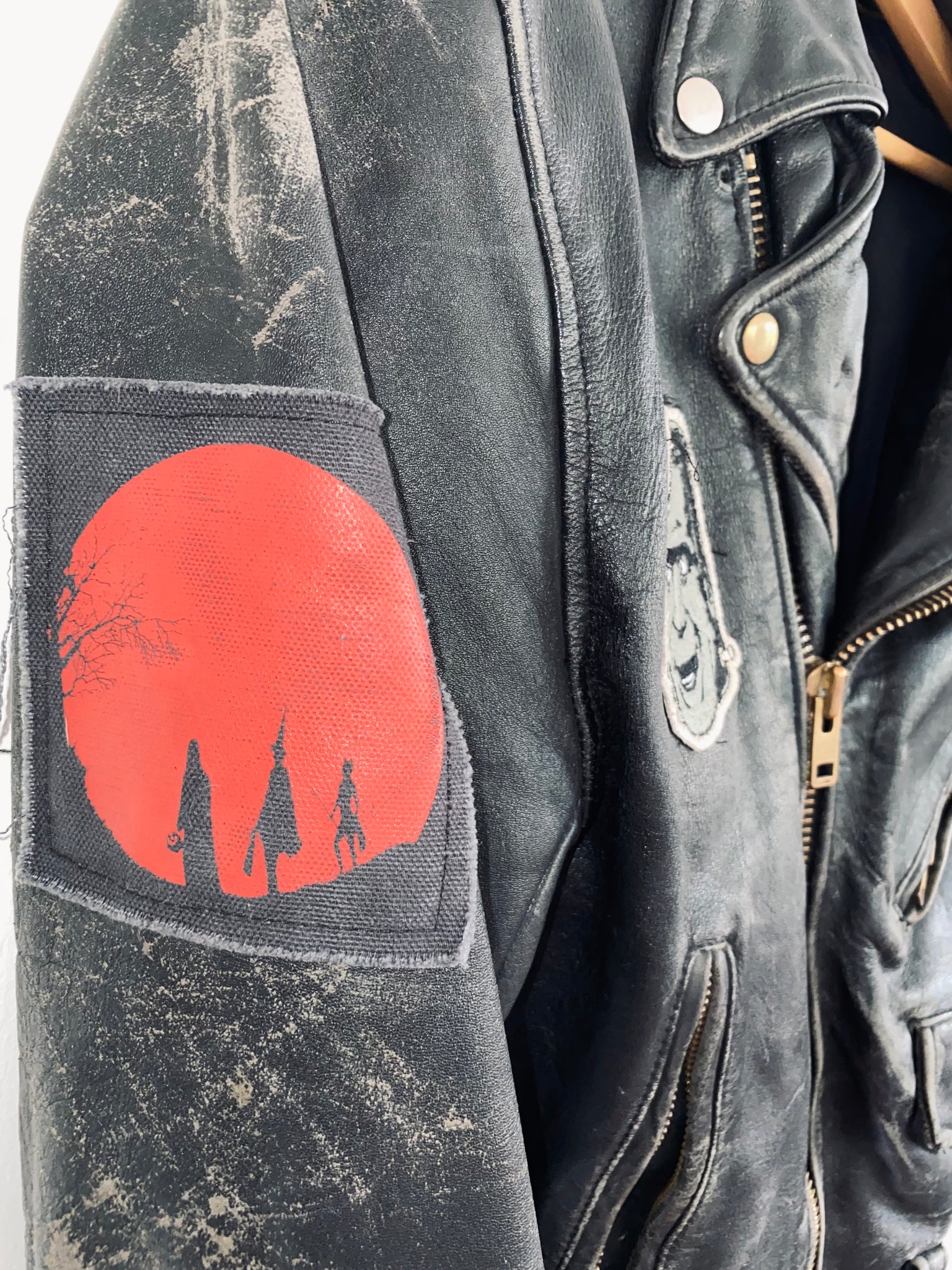 VINTAGE CUSTOM LEATHER JACKET - MENS M